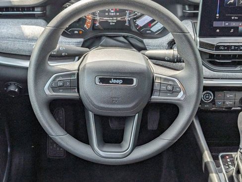 New 2023 Jeep Compass Sport image 18