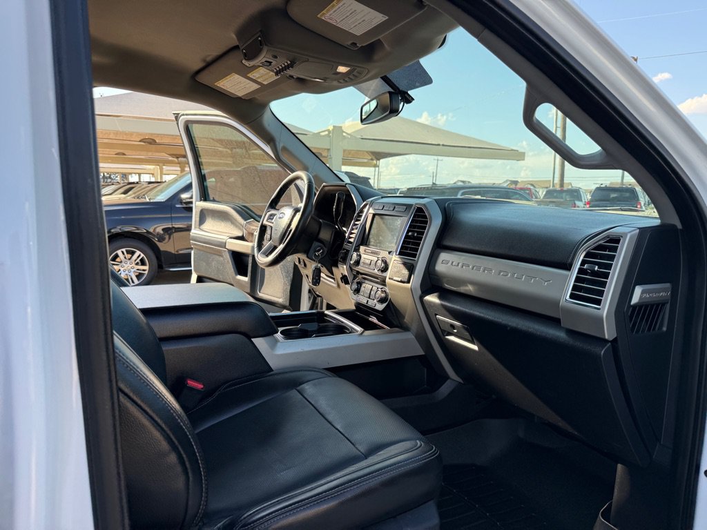 Used 2017 Ford F250 Lariat w/ Lariat Value Package AWD/4WD image 19