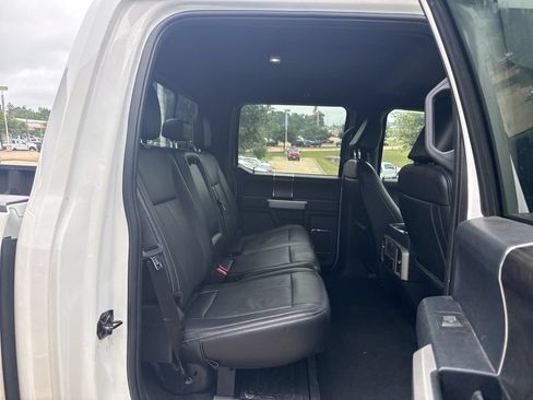 Used 2022 Ford F350 Lariat w/ Lariat Value Package AWD/4WD image 8