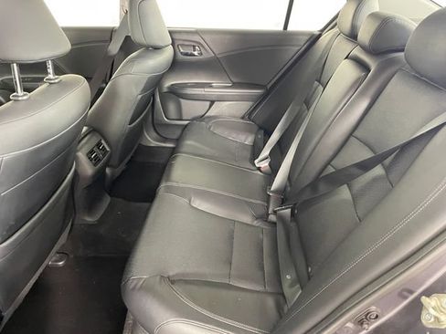 Used 2016 Honda Accord EX-L image 11