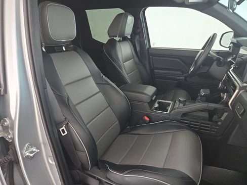 Used 2024 Toyota Tacoma TRD Sport RWD image 32