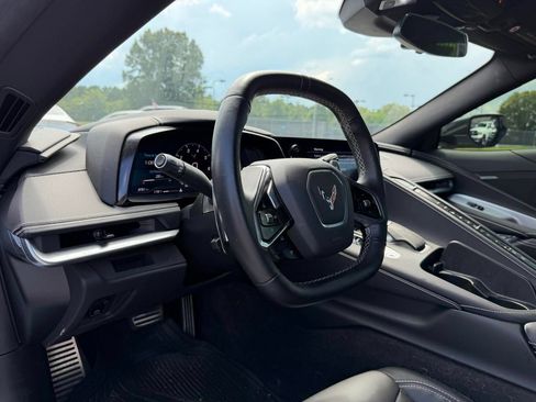Used 2022 Chevrolet Corvette Stingray Coupe w/ Engine Appearance Package RWD image 8