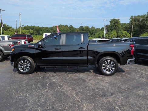 Used 2025 Chevrolet Silverado 1500 LT AWD/4WD image 4
