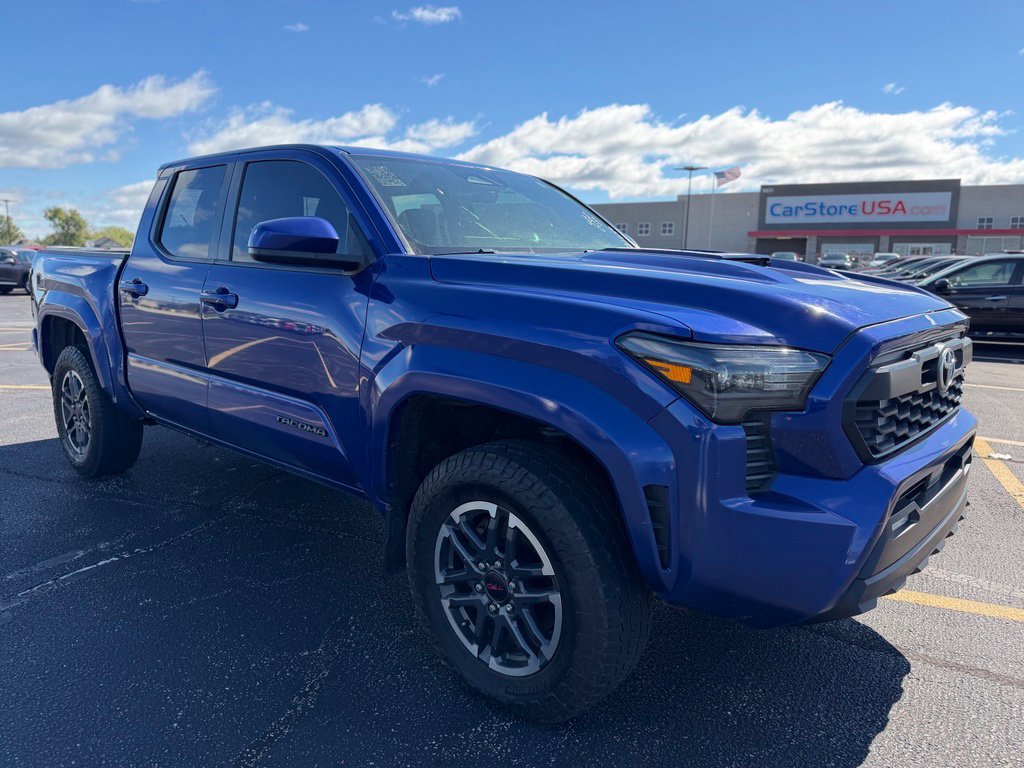 Used 2024 Toyota Tacoma TRD Sport AWD/4WD image 1