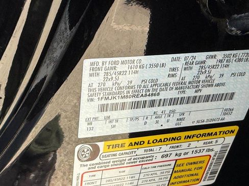 Certified 2024 Ford Expedition Max Platinum image 33