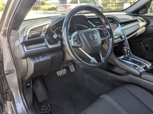 Used 2020 Honda Civic Sport image 10