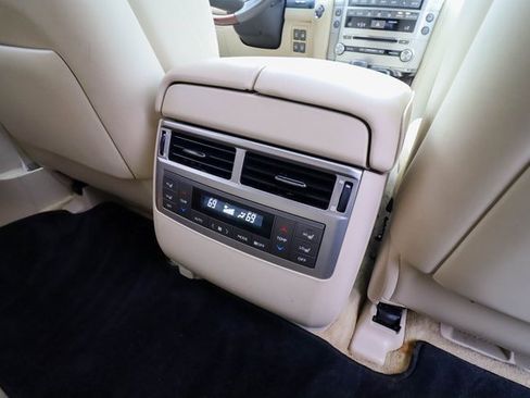 Used 2013 Lexus LX 570 4WD image 55