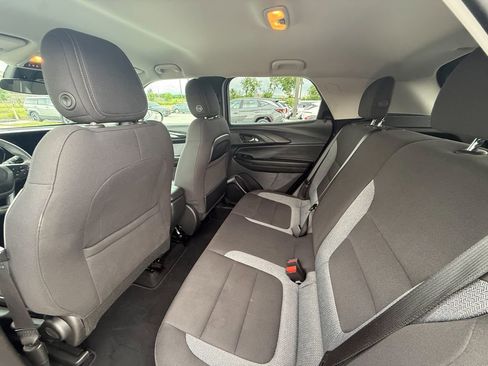 Used 2025 Chevrolet TrailBlazer LT FWD image 31