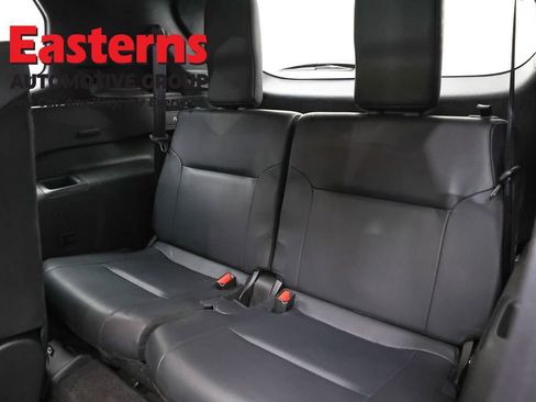 Used 2025 Mitsubishi Outlander SE FWD image 26