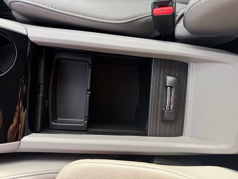 Used 2017 Honda Pilot Touring image 33