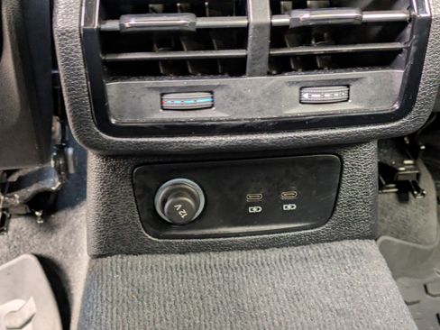 Used 2022 Audi Q3 2.0T Premium Plus image 16