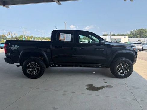 Used 2025 Chevrolet Colorado ZR2 AWD/4WD image 5