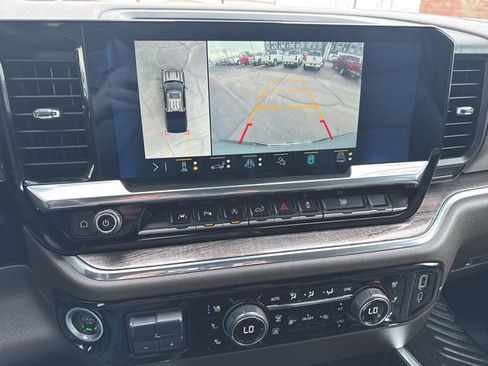 Used 2023 Chevrolet Silverado 1500 LTZ w/ Technology Package image 15