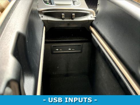 Used 2020 Mercedes-Benz GLC 300 4MATIC image 16