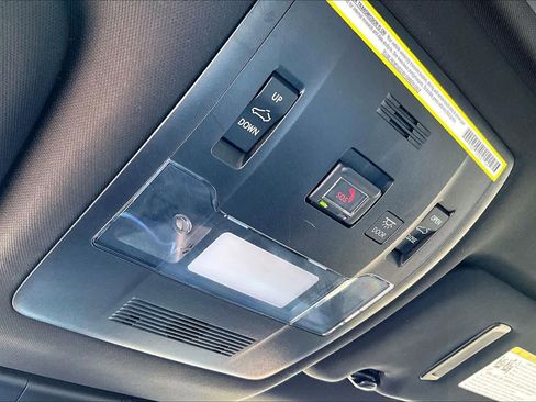 Used 2023 Lexus UX 250h FWD image 33