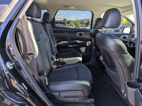 Used 2023 Kia Sorento SX Prestige image 31