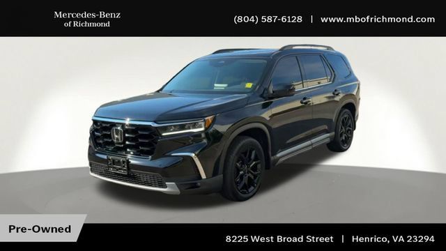 Used 2025 Honda Pilot Touring image 6