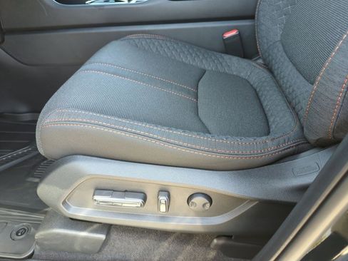 New 2026 Honda Pilot Sport image 4