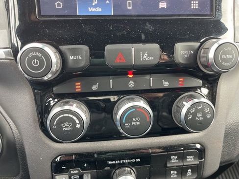 Used 2025 RAM 1500 Big Horn image 25