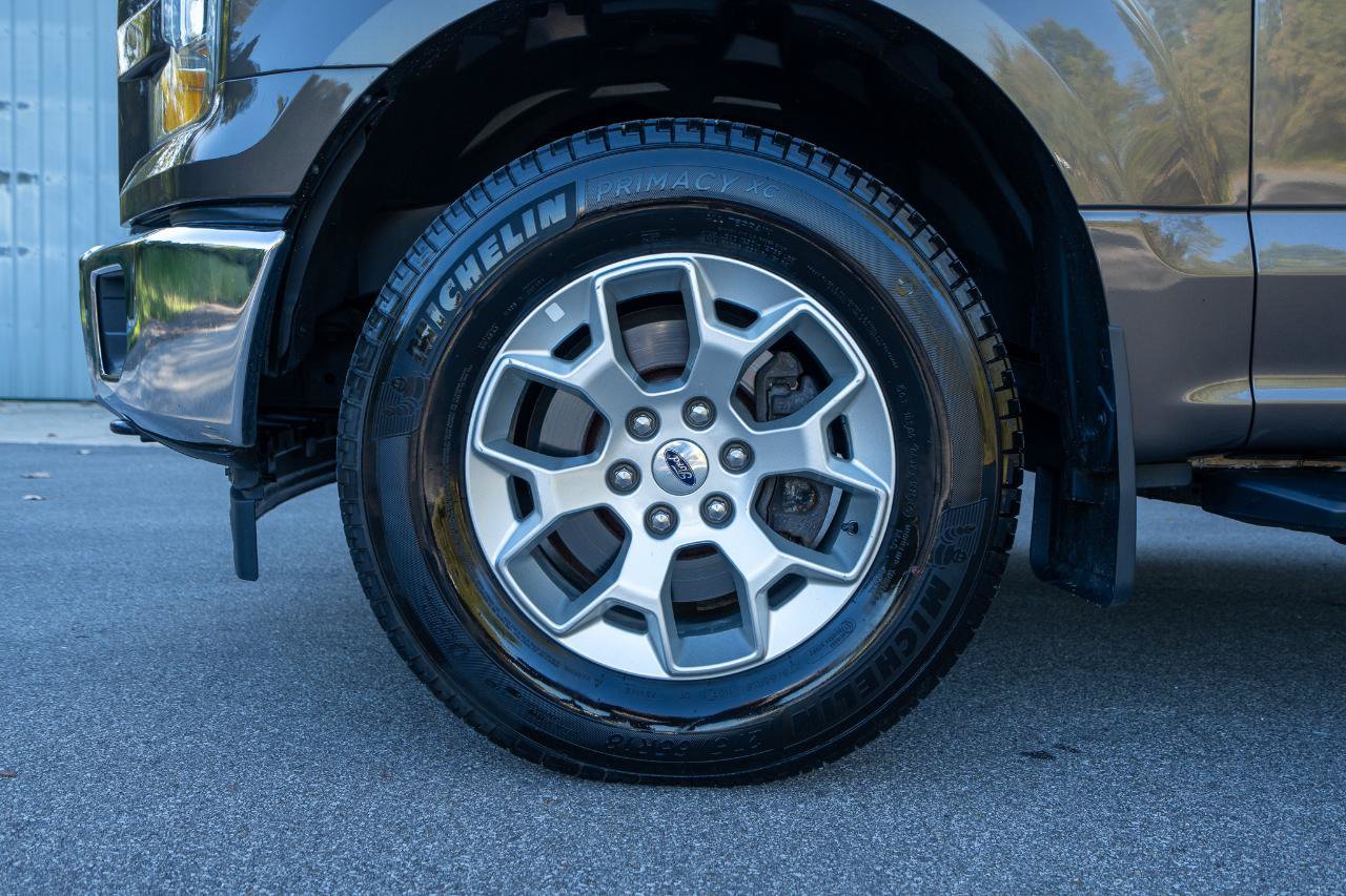 Used 2017 Ford F150 XLT AWD/4WD image 10