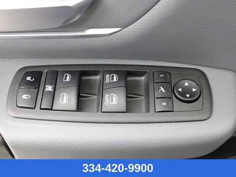 Used 2022 RAM 1500 Big Horn image 17