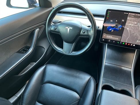 Used 2018 Tesla Model 3 Long Range RWD image 17