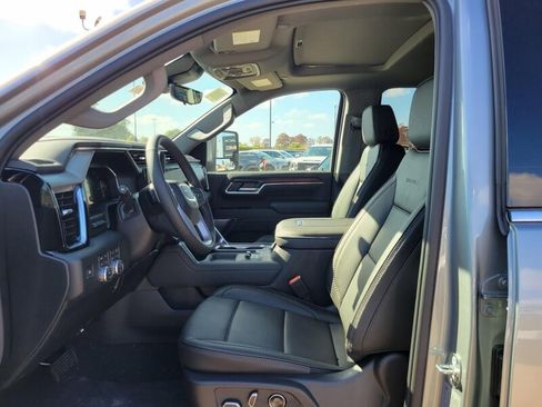 New 2026 GMC Sierra 2500 Denali w/ Denali Reserve Package image 11