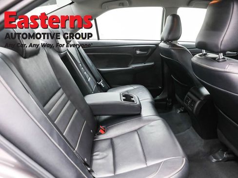 Used 2016 Toyota Camry XLE image 24