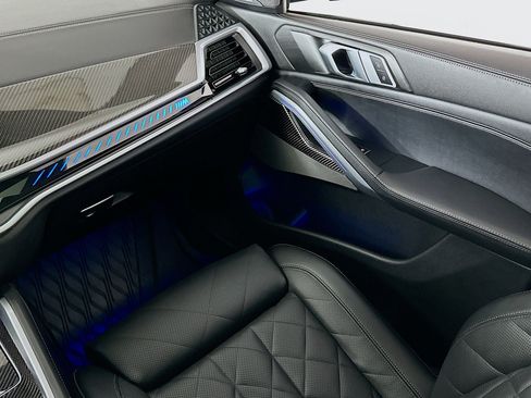 Used 2025 BMW X6 M60i image 22