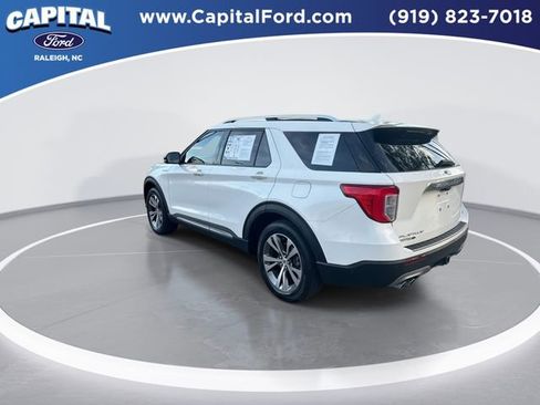 Used 2020 Ford Explorer Platinum w/ Premium Technology Package image 6