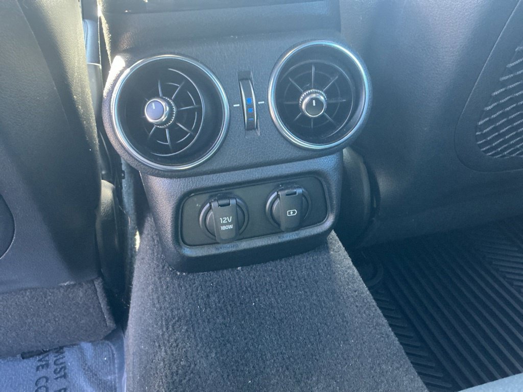 Used 2022 Kia Stinger GT-Line RWD image 18