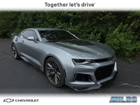 Used 2023 Chevrolet Camaro ZL1 RWD image 1