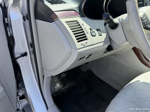 Used 2011 Toyota Avalon Limited FWD image 8