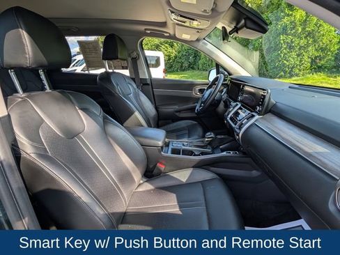 Used 2022 Kia Sorento S w/ Panoramic Sunroof Package AWD/4WD image 12