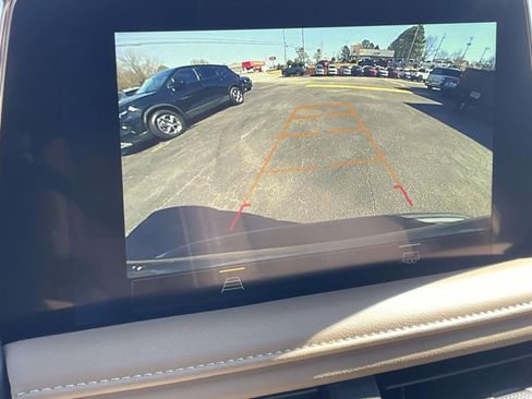 Used 2024 Chevrolet Tahoe Premier image 17