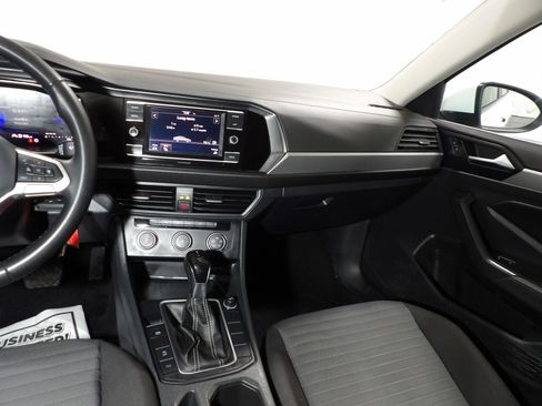 Used 2024 Volkswagen Jetta S image 13