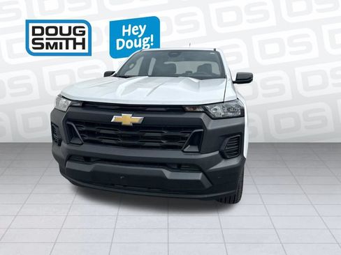 Used 2023 Chevrolet Colorado W/T w/ Advanced Trailering Package RWD image 9