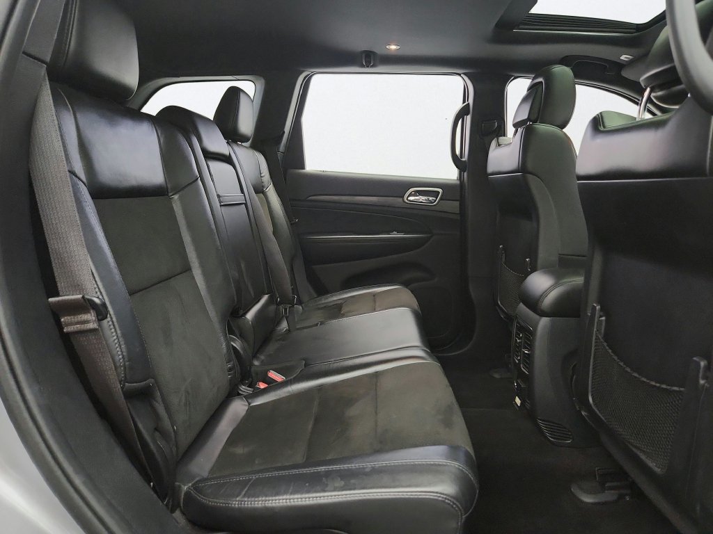 Used 2019 Jeep Grand Cherokee Altitude AWD/4WD image 32