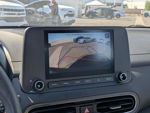 Used 2022 Hyundai Kona SE FWD image 12