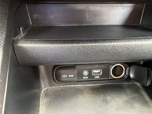 Used 2019 Kia Forte LXS FWD image 13