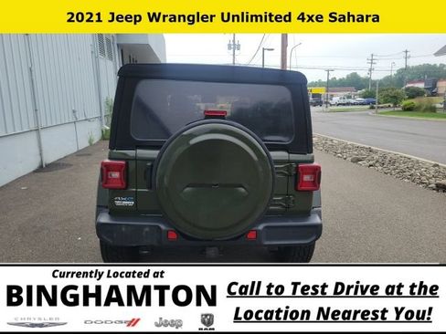 Used 2021 Jeep Wrangler Unlimited Sahara w/ Dual Top Group AWD/4WD image 6