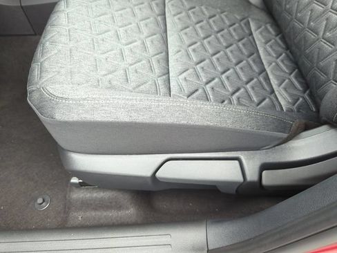 New 2026 Nissan Kicks SV w/ SV Premium Package FWD image 31