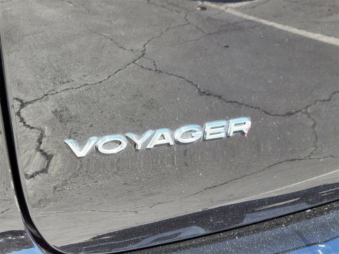 Used 2024 Chrysler Voyager LX image 24