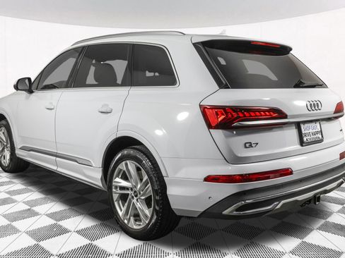 Used 2023 Audi Q7 3.0T Premium w/ Convenience Package AWD/4WD image 22