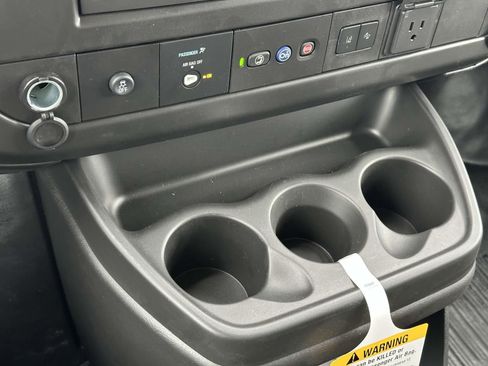 New 2025 Chevrolet Express 3500 w/ Driver Convenience Package image 18
