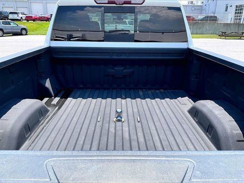 Used 2021 Chevrolet Silverado 2500 LTZ w/ LTZ Premium Package AWD/4WD image 8