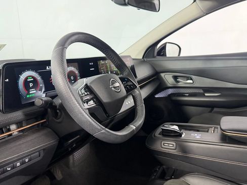 Used 2024 Nissan Ariya FWD image 22