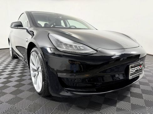 Used 2018 Tesla Model 3 Long Range RWD image 5