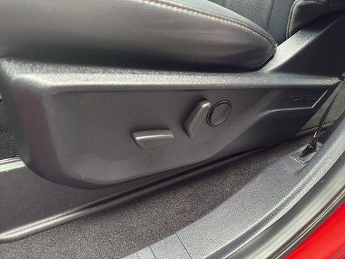 Certified 2025 Ford F350 Lariat w/ Black Appearance Package image 17