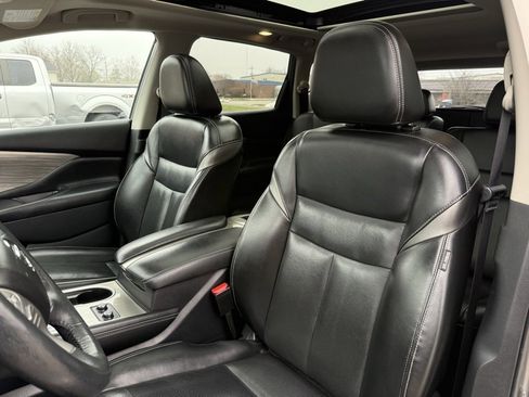 Used 2018 Nissan Murano Platinum image 12